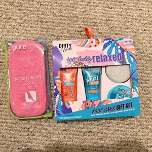 NWT Foot Care Set and set of Moisturizing Socks